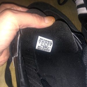 Men’s Adidas Samba shoes